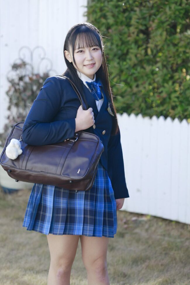 海老井もえ