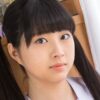 池田なぎさ 紺色ハイソックスなセーラー服画像