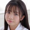 優木ひなの 紺色ハイソックスなプリスカ制服画像