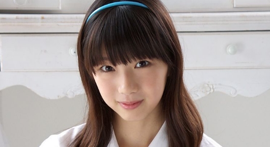 大谷彩夏 紺色ハイソックスなプリスカ制服画像
