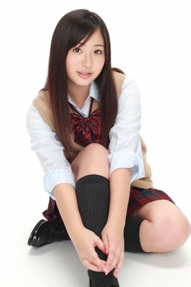 村上友梨