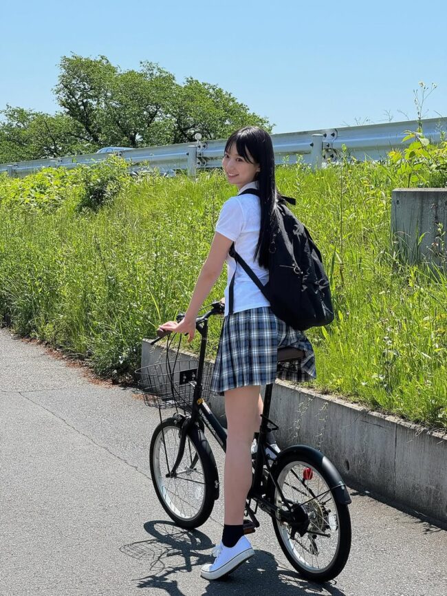 百田汐里
