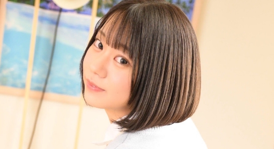 赤名いと 紺色ハイソックスなプリスカ制服画像