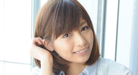 岬はる香 紺色ハイソックスなプリスカ制服画像