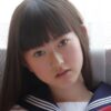 高橋ひかる 紺色ハイソックスなセーラー服画像