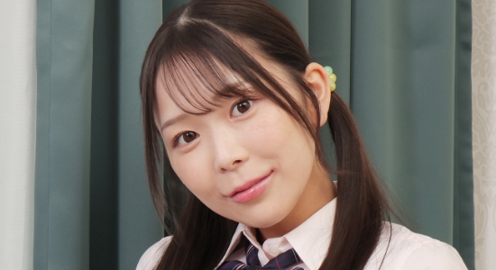 久和原せいら 紺色ハイソックスなプリスカ制服画像
