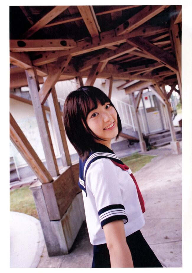 宮脇咲良