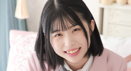 四乃宮もも 白ニーハイなブレザー制服画像