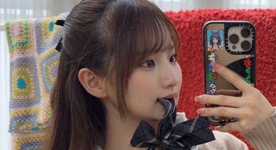 立花はる 紺色ハイソックスなプリスカ制服画像