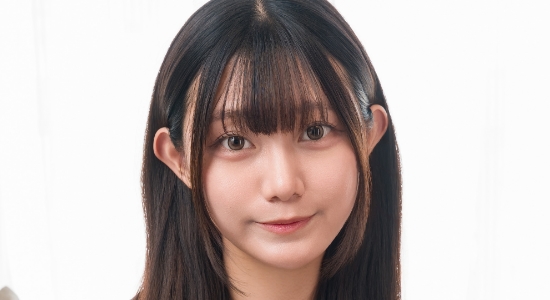 谷村凪咲 白ソックスなセーラー服画像