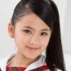 椿美衣奈 白ニーハイなセーラー服画像