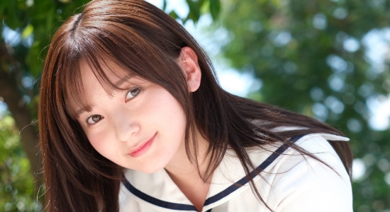 西永彩奈 白ソックスなセーラー服画像2