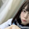 日向由奈 白ハイソックスなセーラー服画像