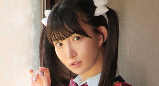 五百木いお 紺色ハイソックスなプリスカ制服画像2