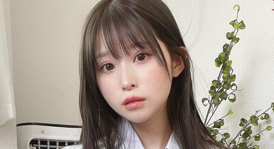 江口いちご 挑発パンチラなプリスカ制服画像