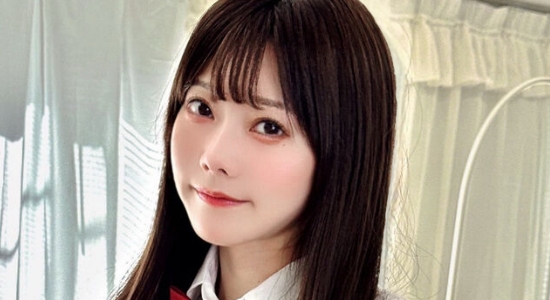 桃里れあ 赤いリボンのチェック柄プリスカ制服画像