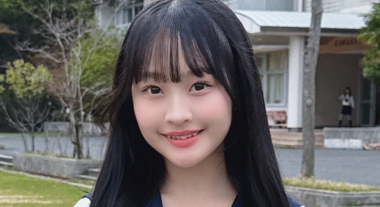立花心桜 紺色ハイソックスなセーラー服画像