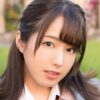 前田美里 紺色ハイソックスなブレザー制服画像