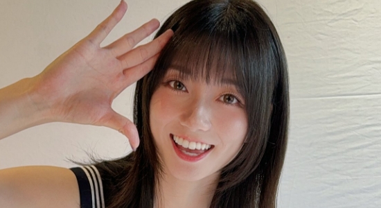 瀬戸環奈 白ハイソックスなセーラー服画像