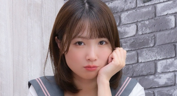 藤原ちの 白ハイソックスなセーラー服画像