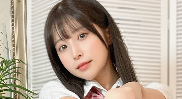 江口いちご 紺色ハイソックスなプリスカ制服画像