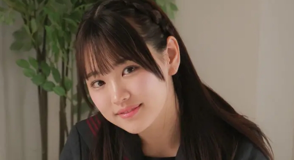 桜木美緒 黒タイツなセーラー服画像