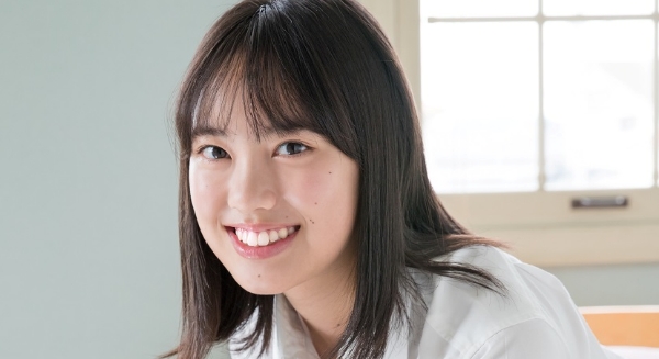 柏木さりな 紺色ソックスなプリスカ制服画像3