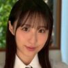 新木希空 ネクタイとプリスカの制服画像