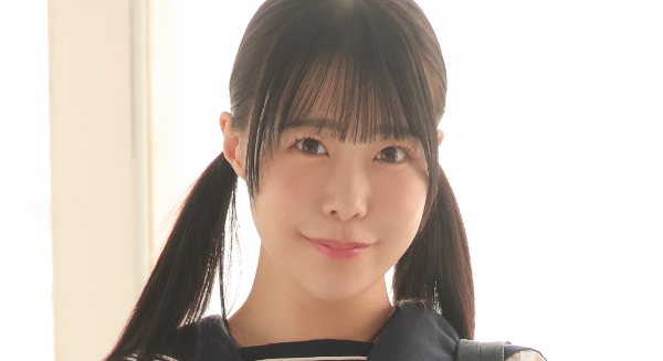 一宮あい 白ハイソックスなセーラー服画像