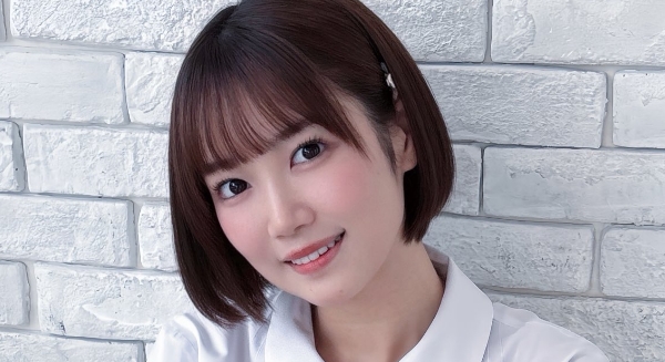 琴里ここ 灰色ハイソックスなプリスカ制服画像