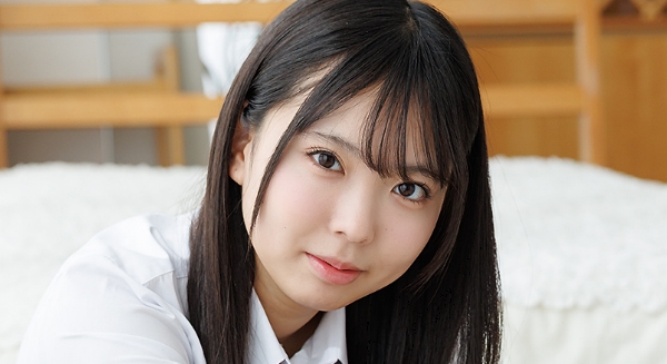 川野りあ 紺色ハイソックスなプリスカ制服画像