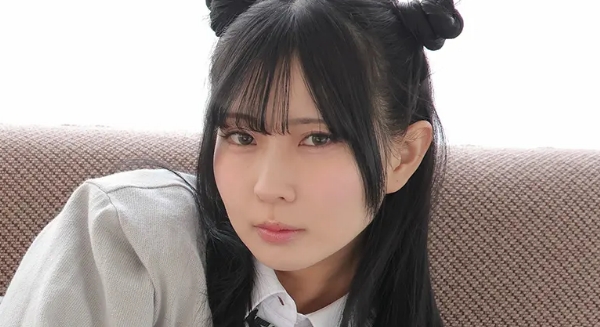 鳴上なごね 黒ハイソックスなプリスカ制服画像