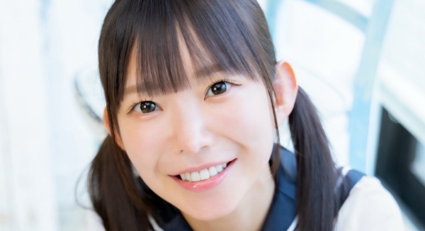 長澤茉里奈 30歳のセーラー服画像
