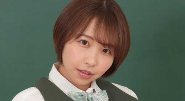 宍戸里帆 白ハイソックスなプリスカ制服画像