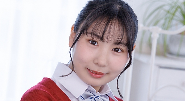 西巻ゆいな 紺色ハイソックスなプリスカ制服画像2