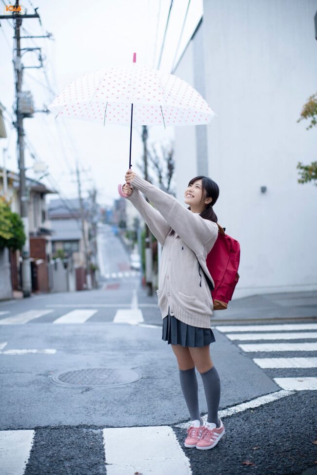 吉田莉桜