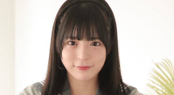 長野雅 紺色ハイソックスなセーラー服画像