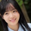 井上もも 紺色ハイソックスなプリスカ制服画像